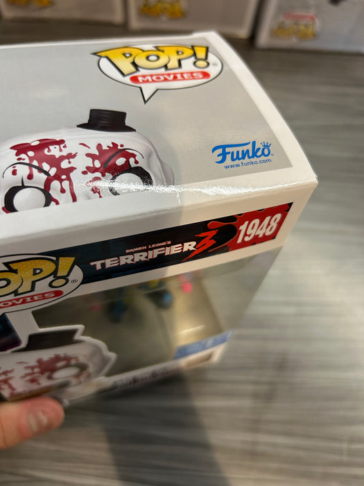 Funko POP! Movies: Terrifier 3 - Art The Clown (Entertainment Earth/Funko Sticker)(Blacklight CHASE)(Damaged Box) [B] #1948