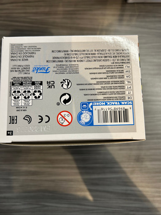 Funko POP! Bleach: Ichigo (CHASE)(AAA Exclusive)(Damaged Box)[C] #1087