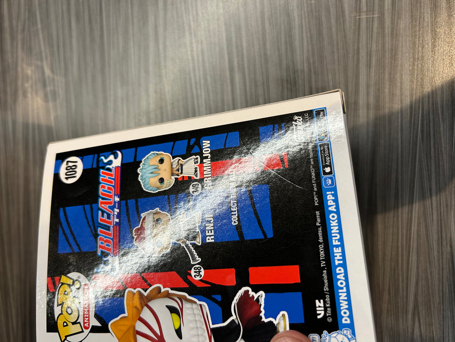 Funko POP! Bleach: Ichigo (CHASE)(AAA Exclusive)(Damaged Box)[C] #1087