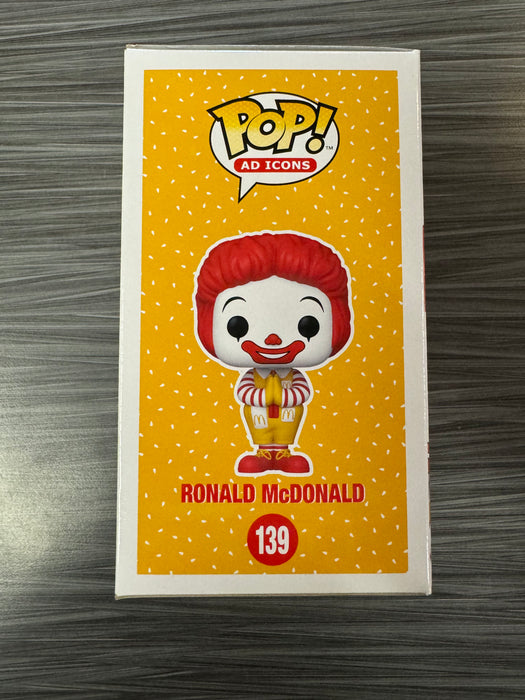 Funko POP! Ad Icons: McDonald's - Ronald McDonald (Thailand)(CHASE)(Damaged Box) #139