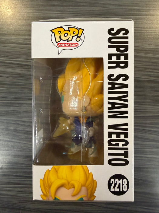 Funko POP! Animation: Dragon Ball Z - Super Saiyan Vegito (Funko Sticker/Pre-Release Chalice)(CHASE)(Damaged Box) #2218