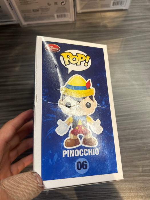 Funko POP! Disney Store: Pinocchio (Damaged Box*)[A] #06
