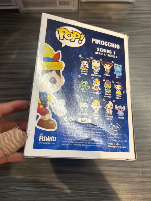 Funko POP! Disney Store: Pinocchio (Damaged Box*)[A] #06