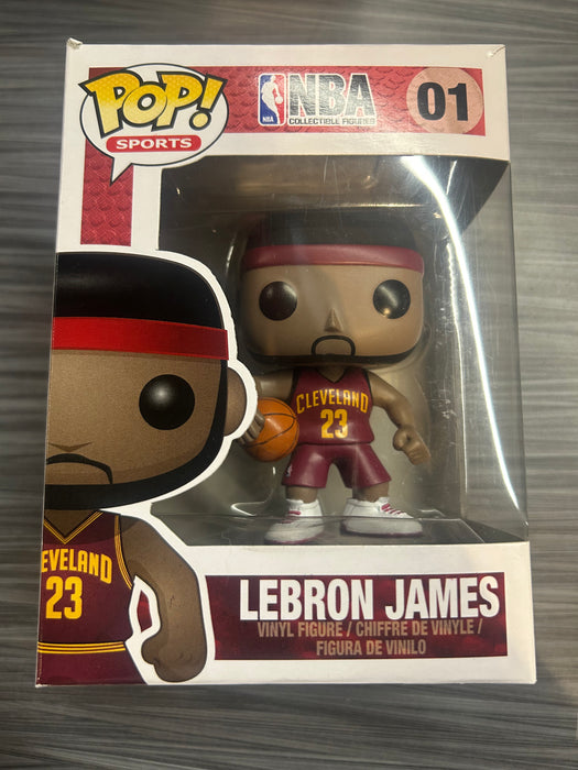 Funko POP! Sports: NBA - Lebron James (Cleveland)(Damaged Box) #01
