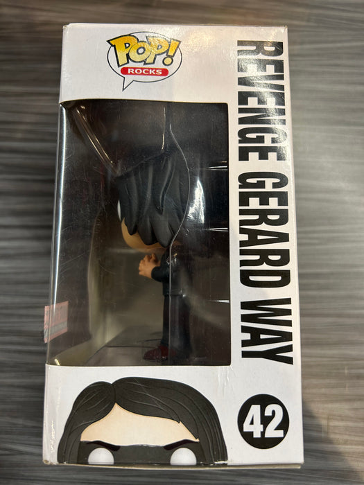 Funko POP! Rocks: MCR - Revenge Gerard Way (Hot Topic)(Damaged Box) #42