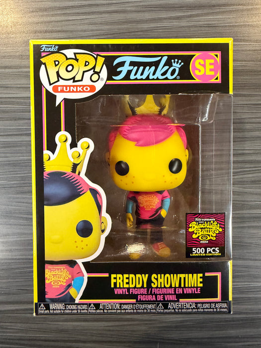 Funko POP! Freddy Showtime (Blacklight Battle 500 PCS)(Damaged Box) #SE