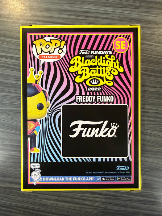 Funko POP! Freddy Showtime (Blacklight Battle 500 PCS)(Damaged Box) #SE