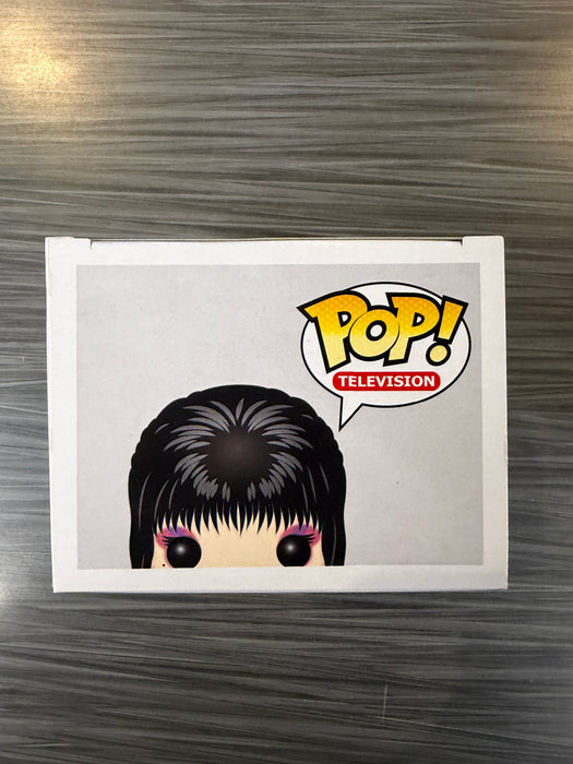 Funko POP! Television: Elvira Mistress of The Dark - Elvira (2016 Funkoween)(1500 PCS)(Damaged Box)  #375