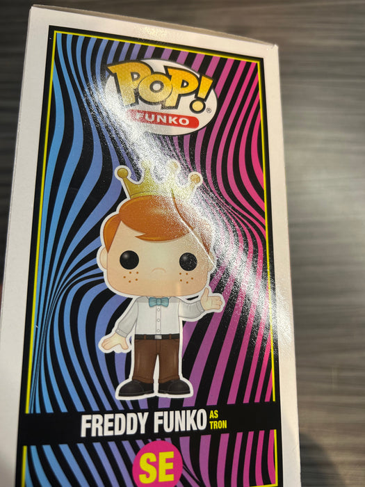 Funko POP! Freddy Funko As Tron (2022 Fundays 1000 PCS)(GiTD)(Damaged Box)[B] #SE