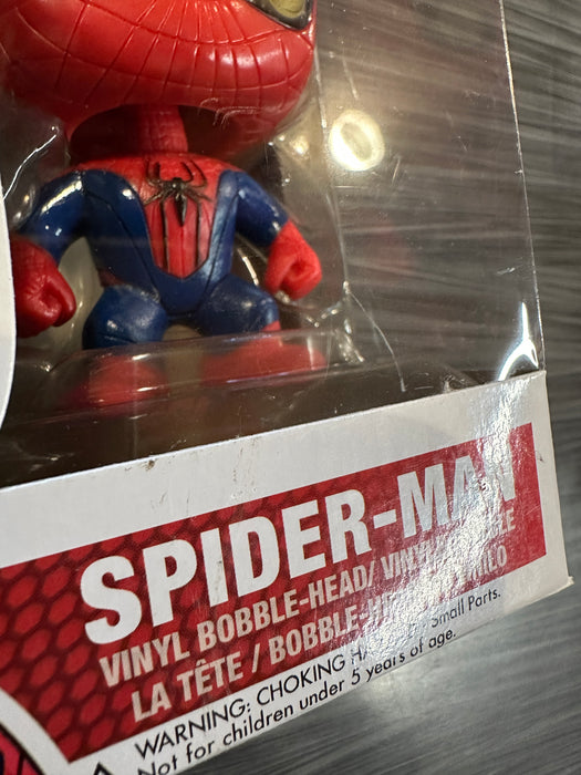 Funko POP! Marvel: The Amazing Spider-Man - Spider-Man (Damaged Box) #15