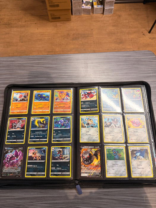 Pokemon TCG Sword & Shield Vivid Voltage Master Set