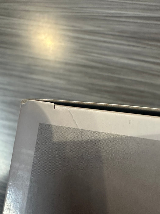 Funko POP! Television: Breaking Bad - Walter White (GiTD)(2014 SDCC)(2500 PCS)(Damaged Box) #160