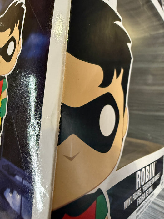 Funko POP! Heroes: Batman The Animated Series - Robin (Damaged Box) #153