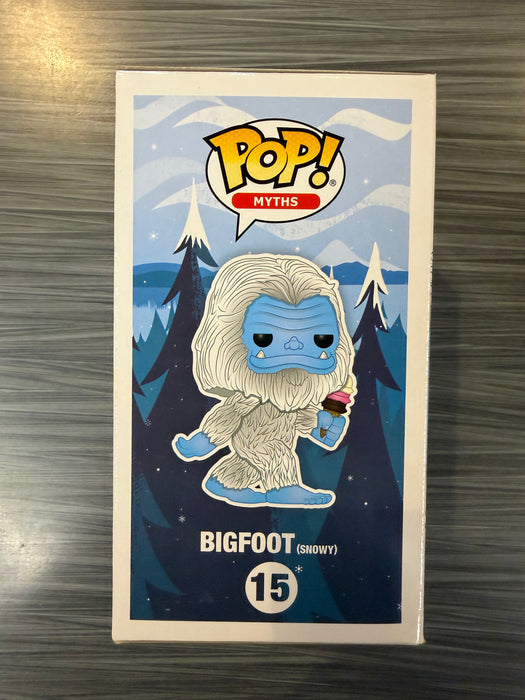 Funko POP! Myths - Bigfoot Snowy (Canadian Convention)(Flocked)(Damaged Box) #15