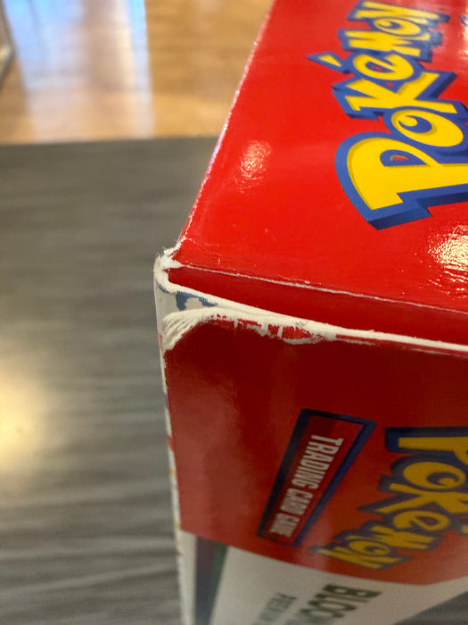 Pokémon TCG Scarlet & Violet 151 - Blooming Waters Premium Collection (Damaged Box)