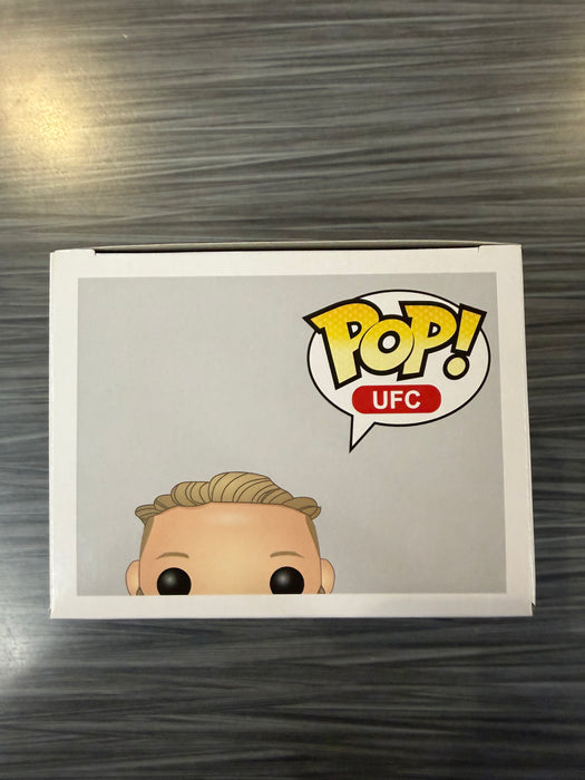 Funko POP! UFC : Conor McGregor (PopLife UFC)[White Shorts](Damaged Box) #01