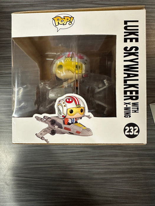 Funko POP! Star Wars: Luke Skywalker (Walmart)(Damaged Box) #232