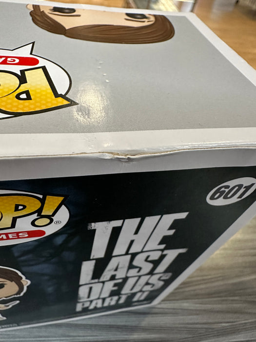 Funko POP! Games: The Last of Us Part II - Ellie (Damaged Box)[B] #601