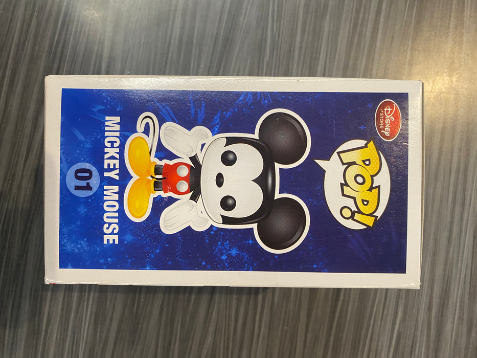 Funko POP! Disney Store: Mickey Mouse (Damaged Box) #01
