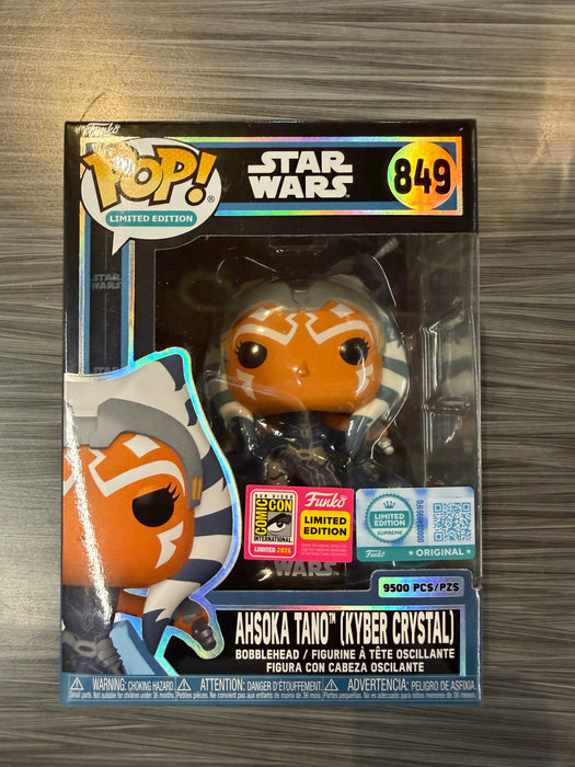 Funko POP! Limited Edition: Star Wars - Ahsoka Tano [Kyber Crystal] (2026 SDCC)(Funko Supreme/9500 PCS)(Damaged Box) #849