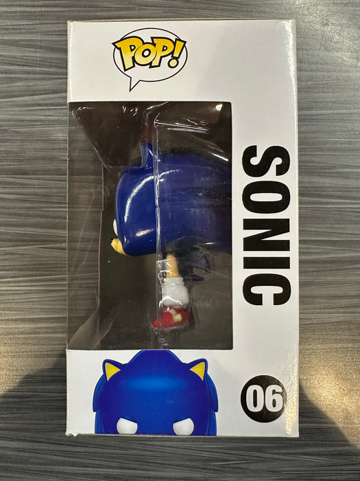 Funko POP! Games: Sonic The Hedgehog - Sonic (Damaged Box)[B] #06