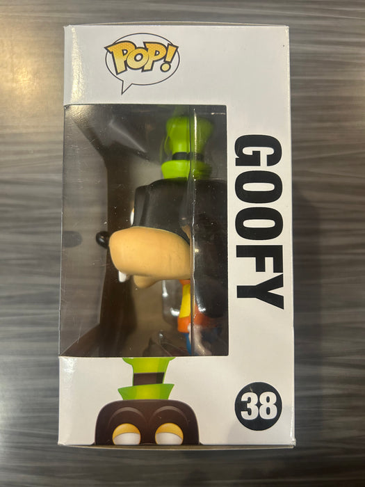 Funko POP! Disney: Goofy (Damaged Box*) #38
