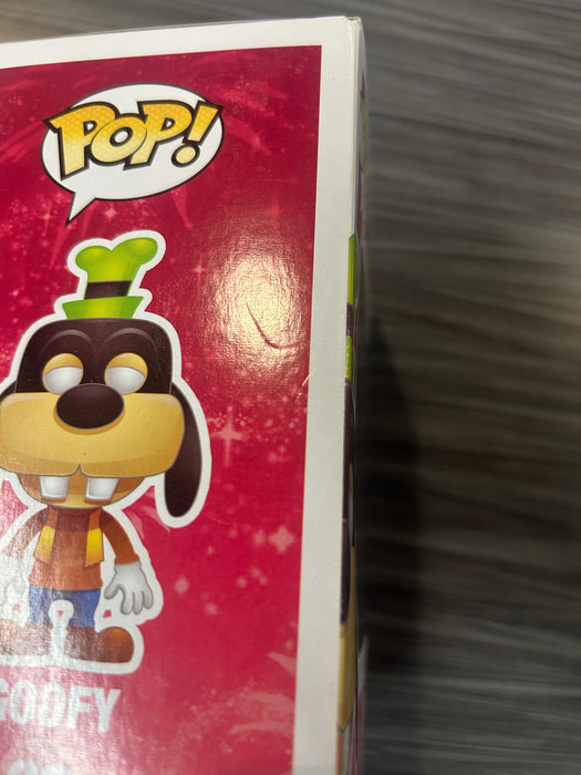Funko POP! Disney: Goofy (Damaged Box*) #38