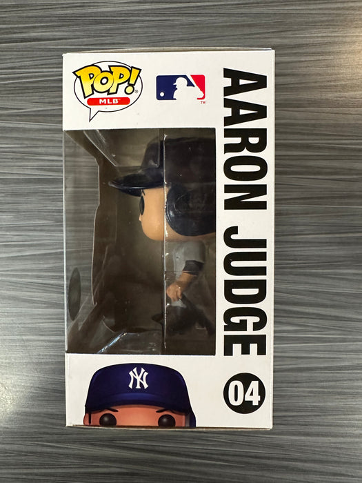 Funko POP! MLB: Aaron Judge [Road Jersey](Damaged Box) #04