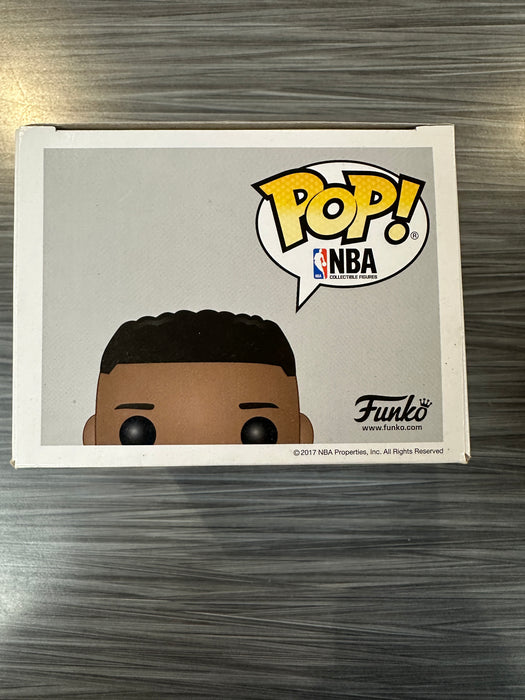 Funko POP! Sports: NBA - Giannis Antetokounmpo (Damaged Box) [A] #32