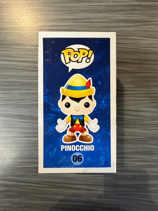 Funko POP! Disney Store: Pinocchio (Damaged Box*)[B] #06