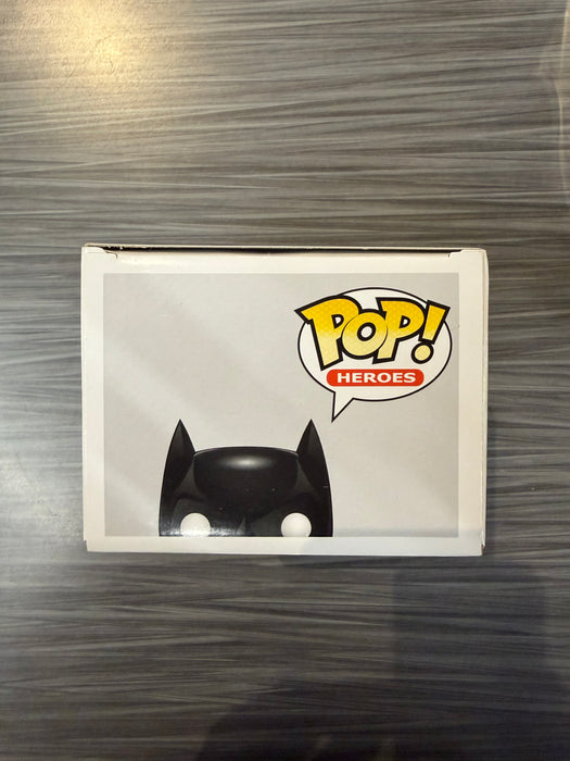 Funko POP! Heroes: The Dark Knight Trilogy - Batman (Damaged Box)[B] #19