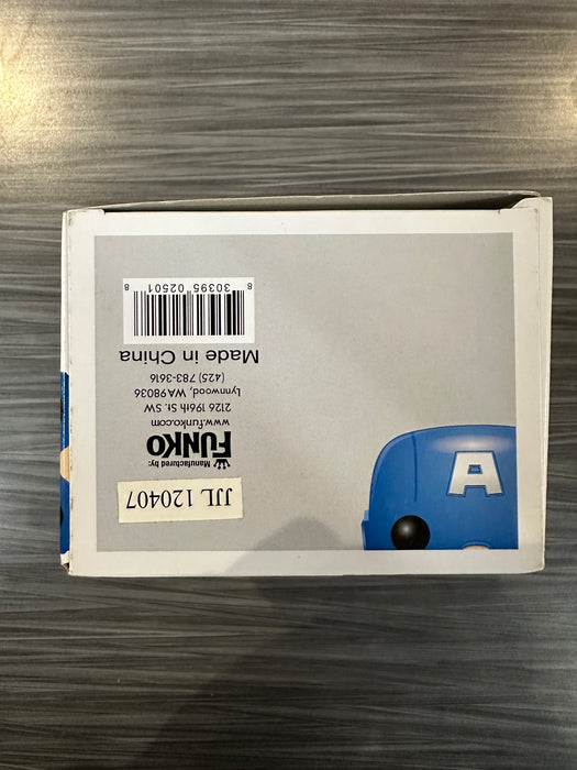 Funko POP! : Avengers - Captain America (Damaged Box) #10