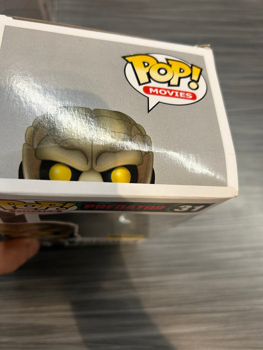 Funko POP! Movies: Predator - Predator [Cloaked/Bloody](Hot Topic)(Damaged Box*) #31