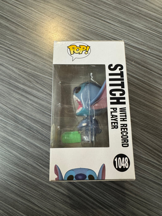 Funko POP! Lilo & Stitch - Stitch [with record player](CHASE)(Funko)(Damaged Box)[A] #1048