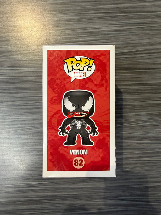 Funko POP! Marvel: Venom (Exclusive)(Damaged Box*) #82