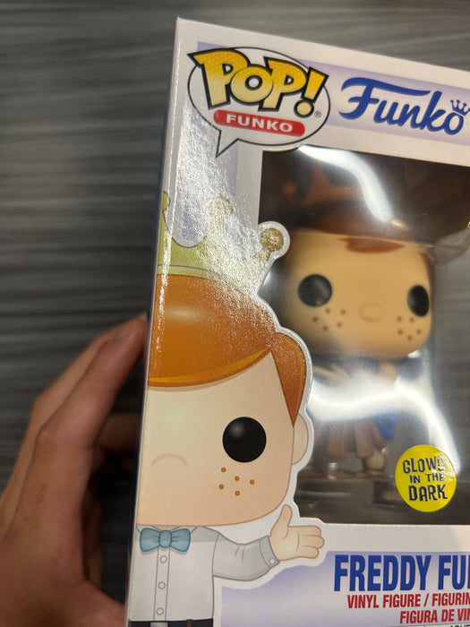 Funko POP! Freddy Funko [As Hercules](GiTD)(2021 Fundays 1000PCS)(Damaged Box) #SE