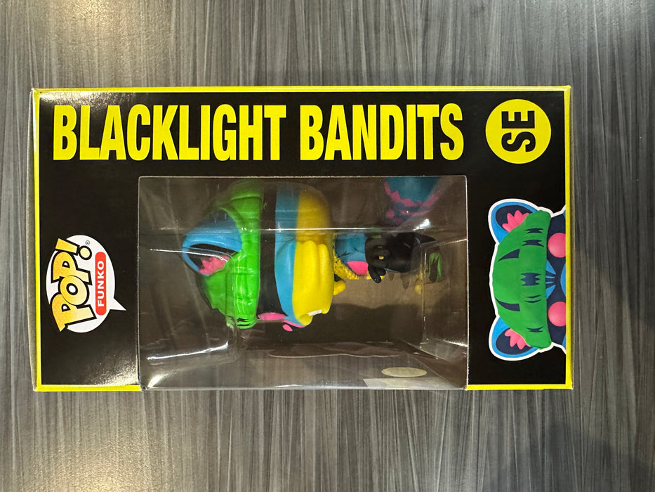 Funko POP! Freddy Showtime (Blacklight Battle)(500 PCS) #SE