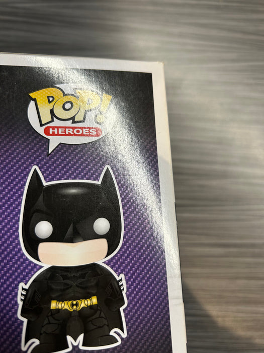 Funko POP! Heroes: The Dark Knight Trilogy - Batman (Damaged Box)[A] #19