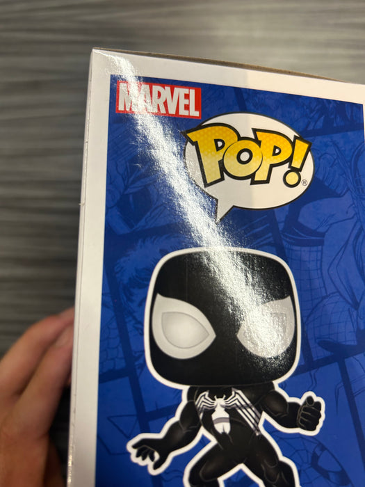 Funko POP! Marvel: Spider-Man (Symbiote Suit)(GiTD)(Funko)(Damaged Box)[B] #725