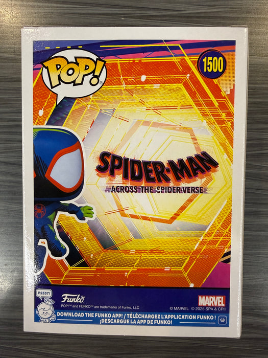 Funko POP! Spider-Man Across The Spider-Verse - Spider-Man (Funko Sticker/ Funko)(7500 Pcs)(Damaged Box)#1500