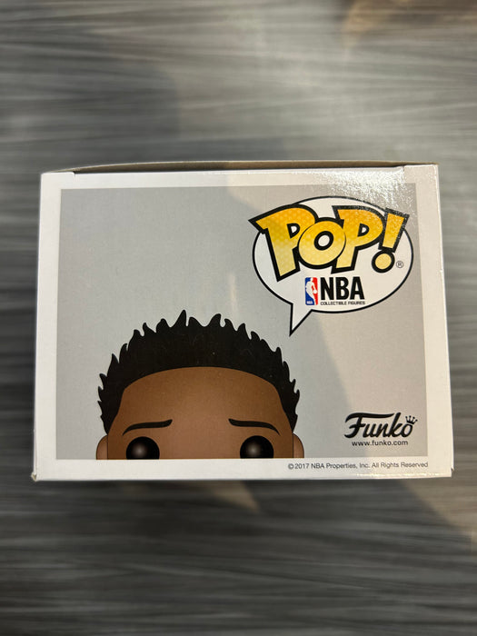 Funko POP! Basketball: Toronto Raptors - DeMar DeRozan (Exclusive)(Damaged Box) #36