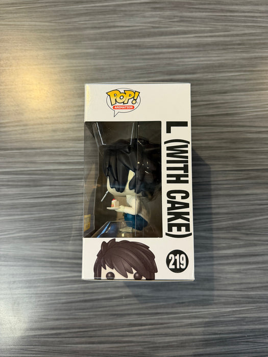 Funko POP! Animation: Death Note - L (with Cake)(Hot Topic)(Damaged Box) #219