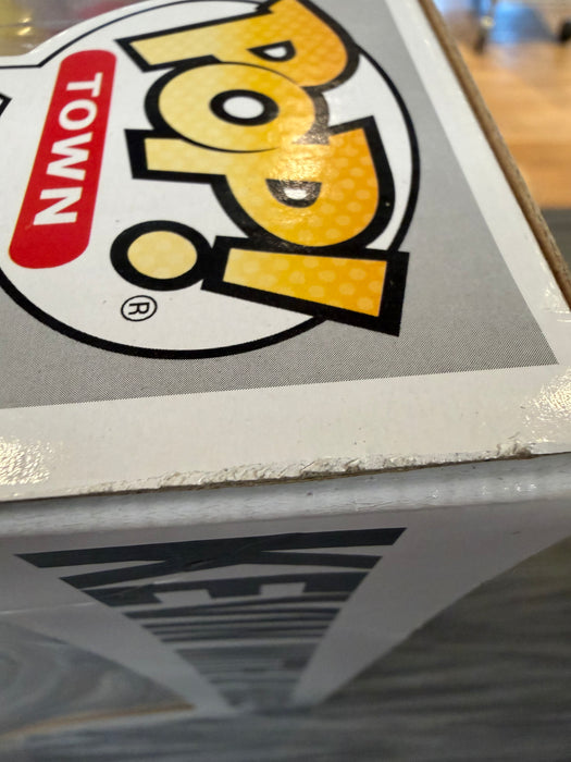 Funko POP! Town: UP - Kevin w/ Up House (2019 Fall Convention)(Damaged Box*) #05