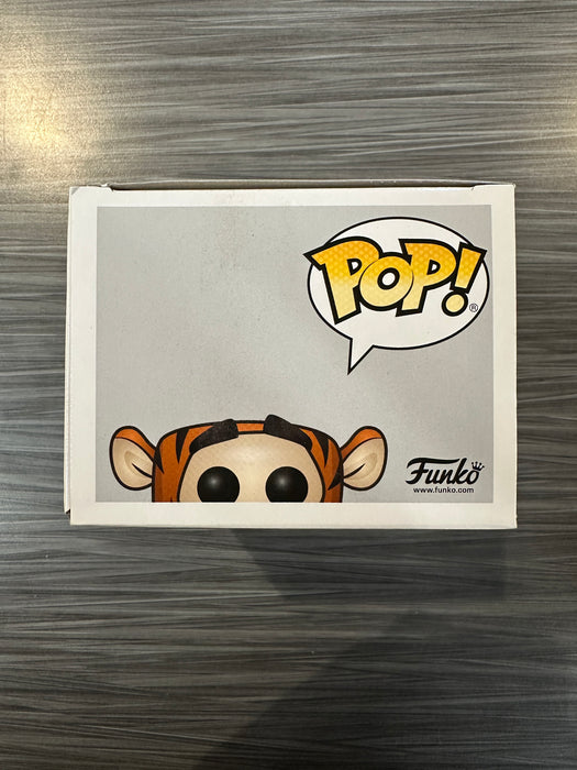 Funko POP! Disney: Winnie The Pooh - Tigger (Flocked)(2017 Summer Convention)(Damaged Box) #288