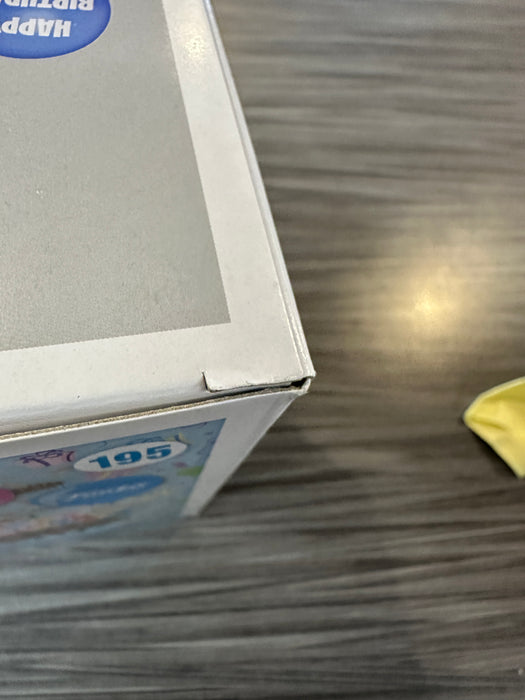 Funko POP! Birthday Freddy (25 Years)(2023 Camp Fundays)(600 PCS)(Damaged Box) #195