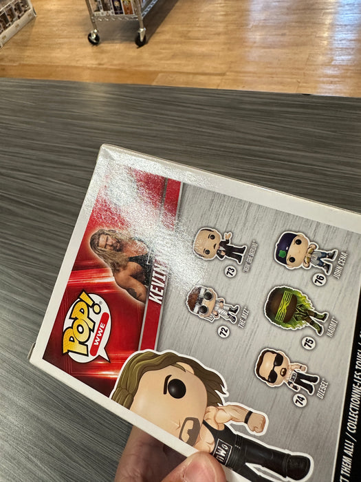 Funko POP! WWE: Kevin Nash (CHASE)(Damaged Box) #74