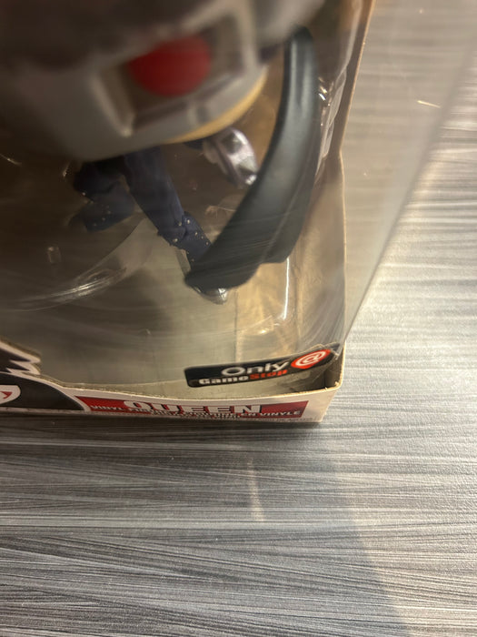 Funko POP! Games: P5 Persona5 - Queen (GameStop)(Damaged Box*) #624