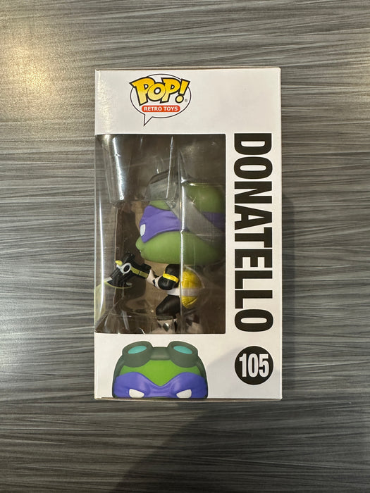 Funko POP! Retro Toys: TMNT - Donatello (2022 SDCC)(Damaged Box) [A] #105