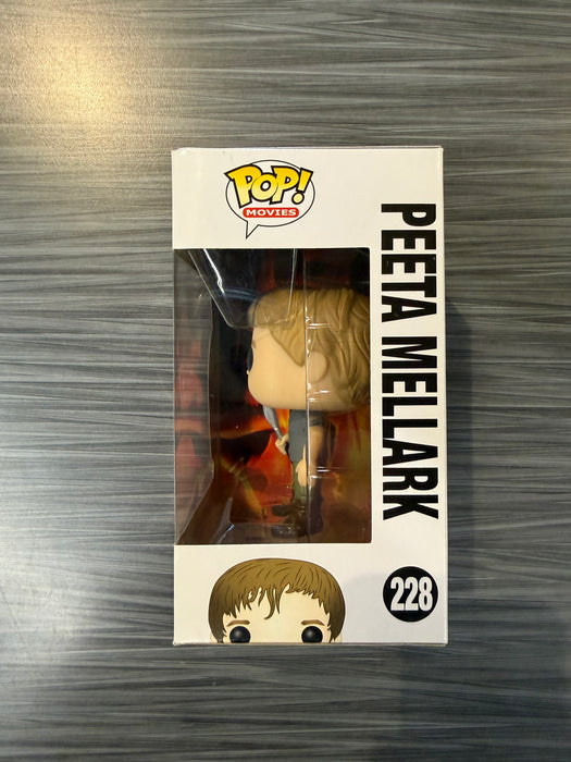 Funko POP! Movies: The World Of The Hunger Games - Peeta Mellark (Damaged Box) #228