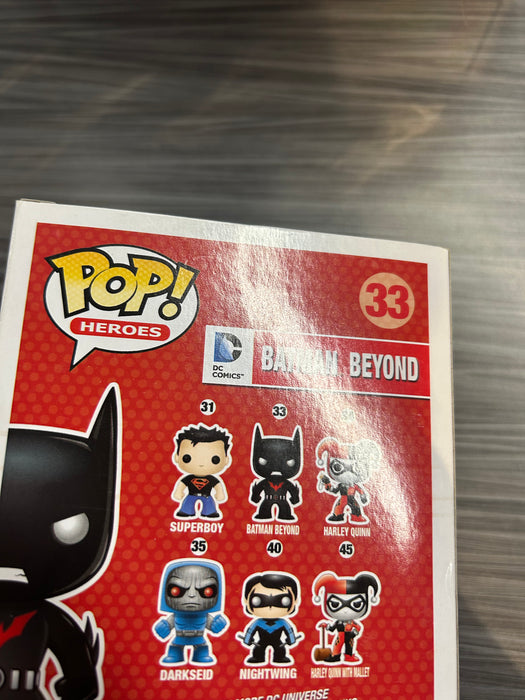 Funko POP! Heroes: DC Super Heroes - Batman Beyond(Damaged Box*) #33
